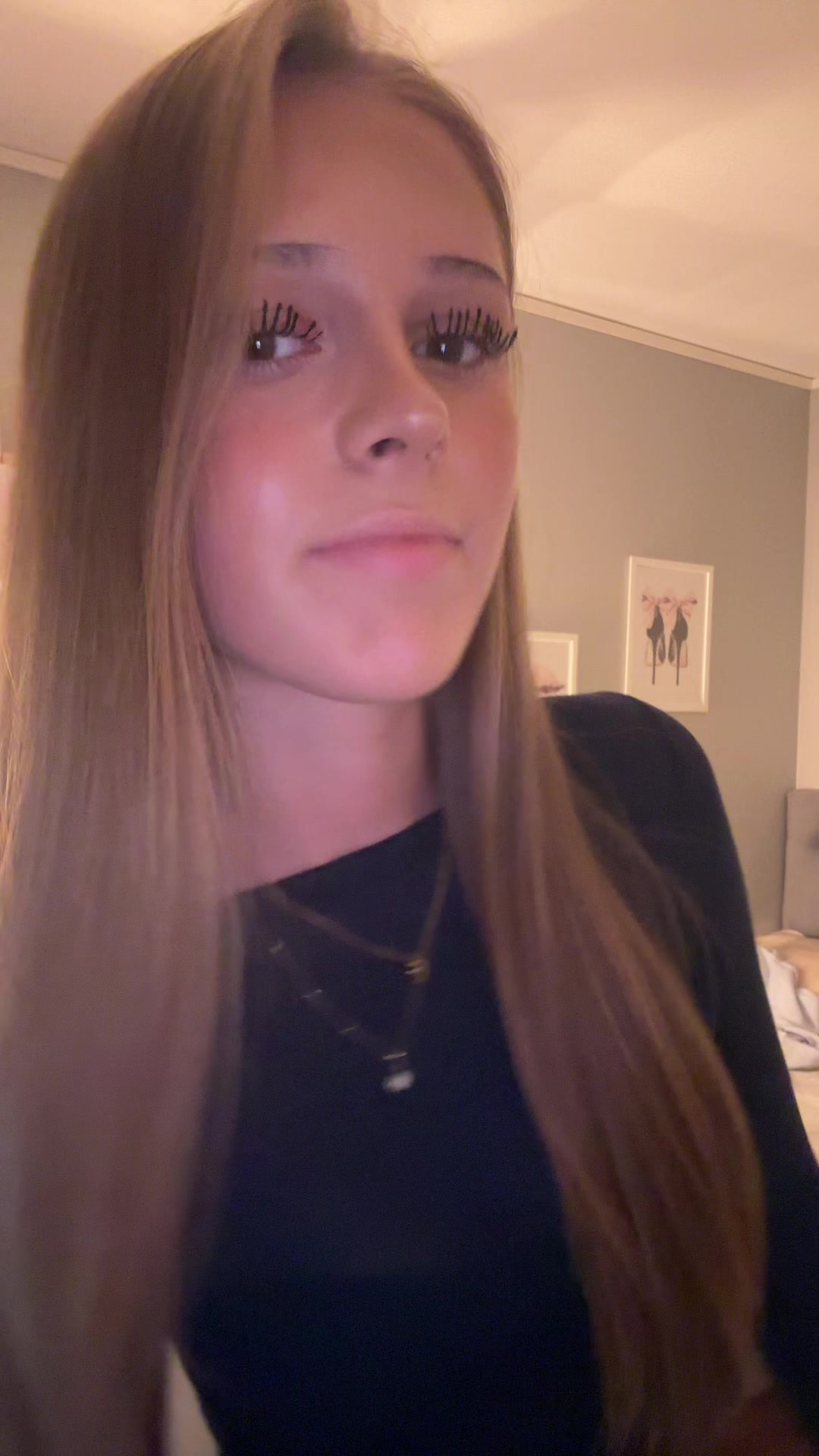 @𝒇𝒆𝒍𝒊𝒄𝒊𝒂