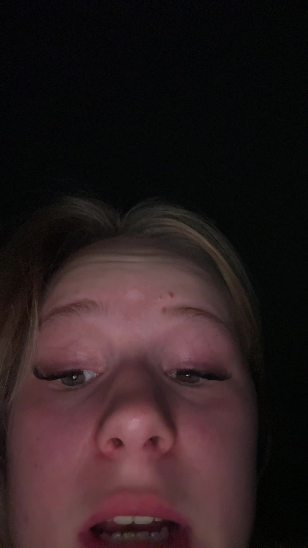 @nicole