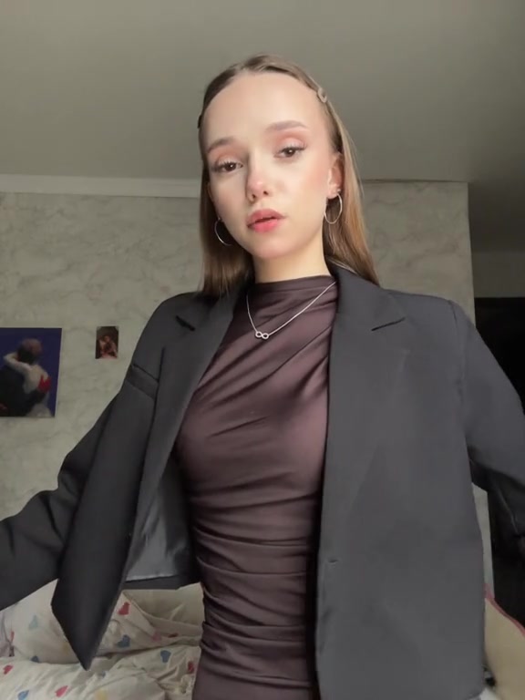 @Alesya