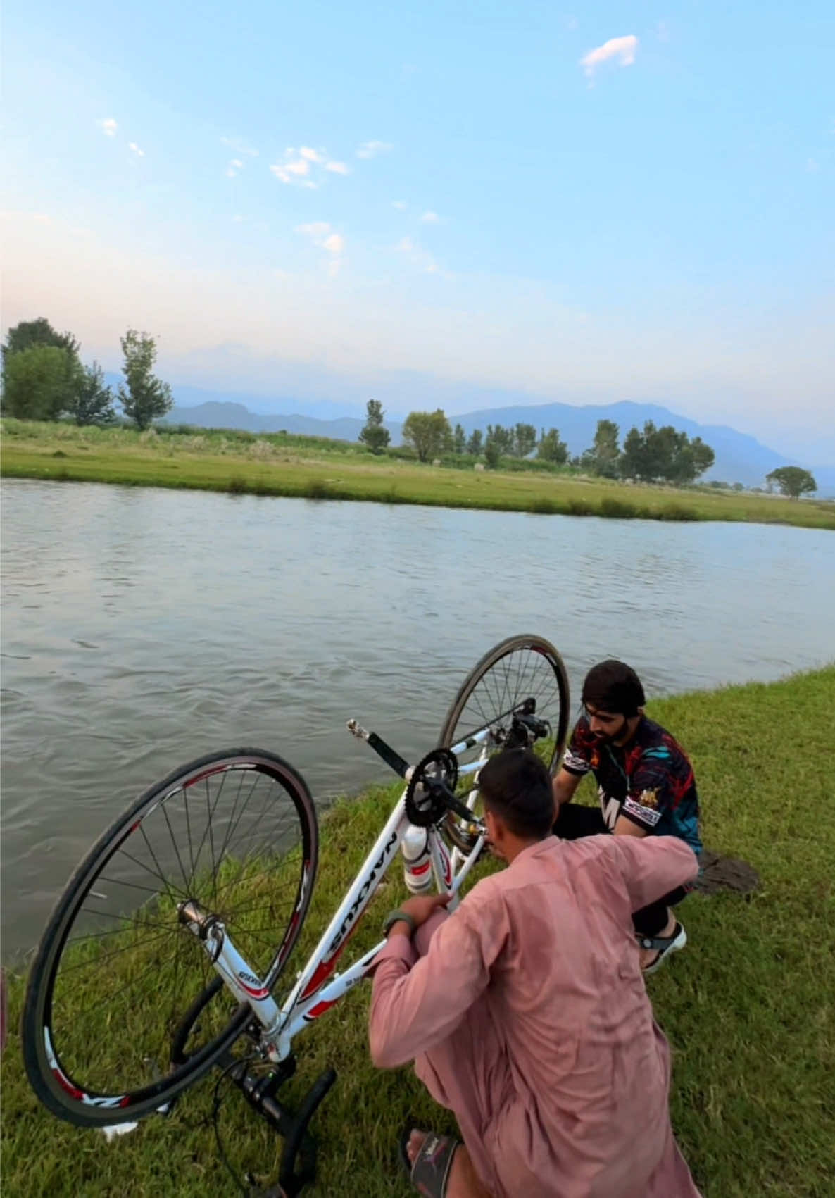 @Mobin jan cyclist