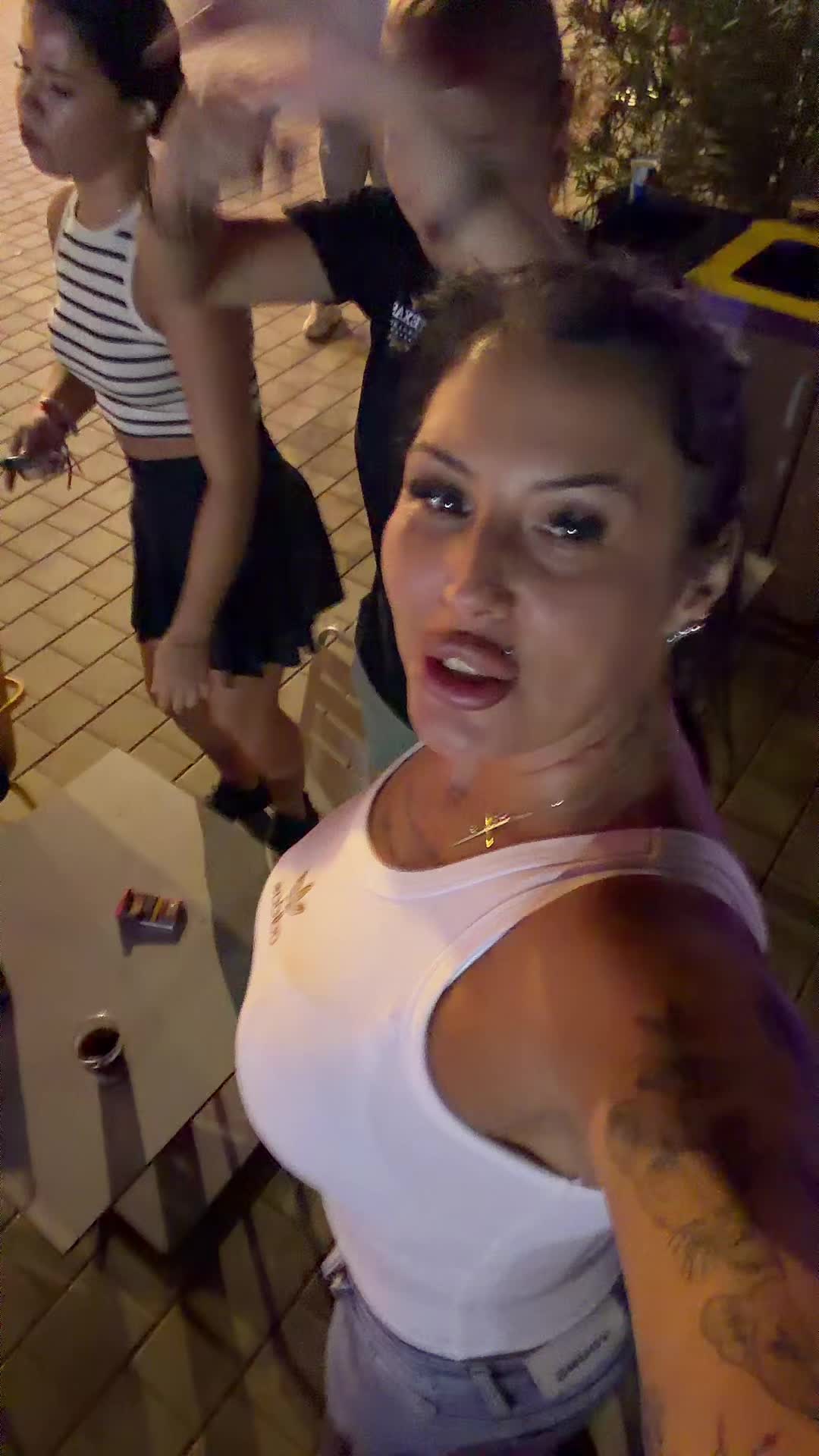 @Gabriela Jitaru