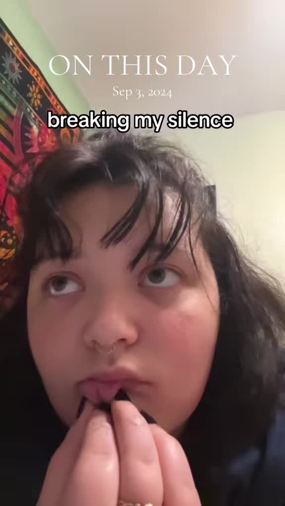 @Mia