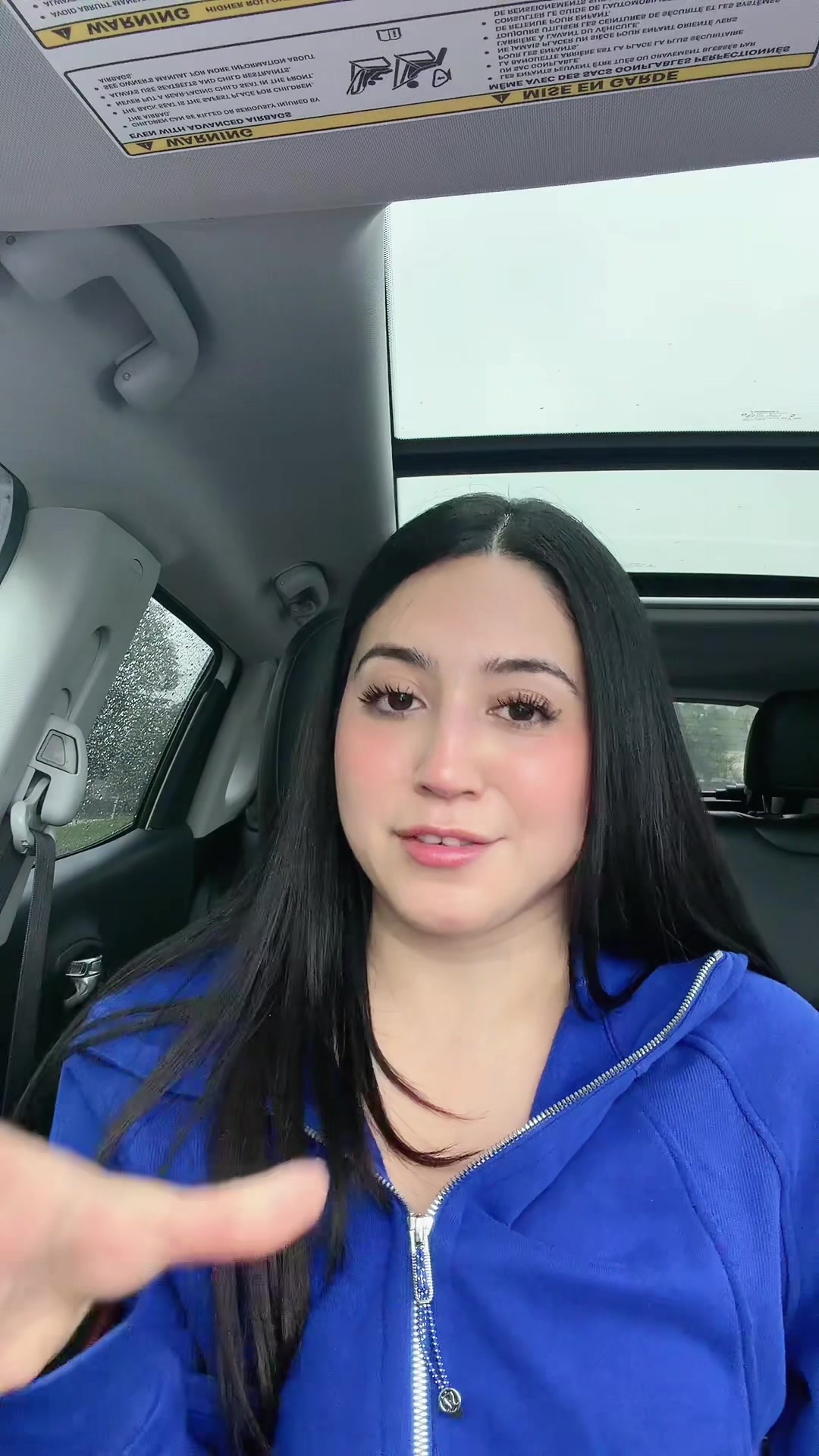 @vaness_scarlett