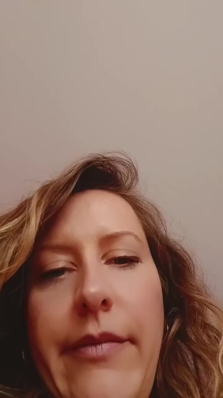 @SYLVIA KMIECIK