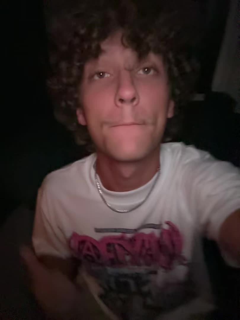 @𝕬𝖝𝖑 𝕱𝖔𝖝