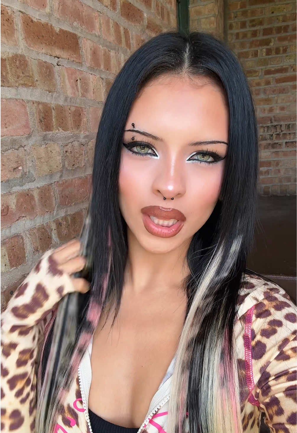 @★