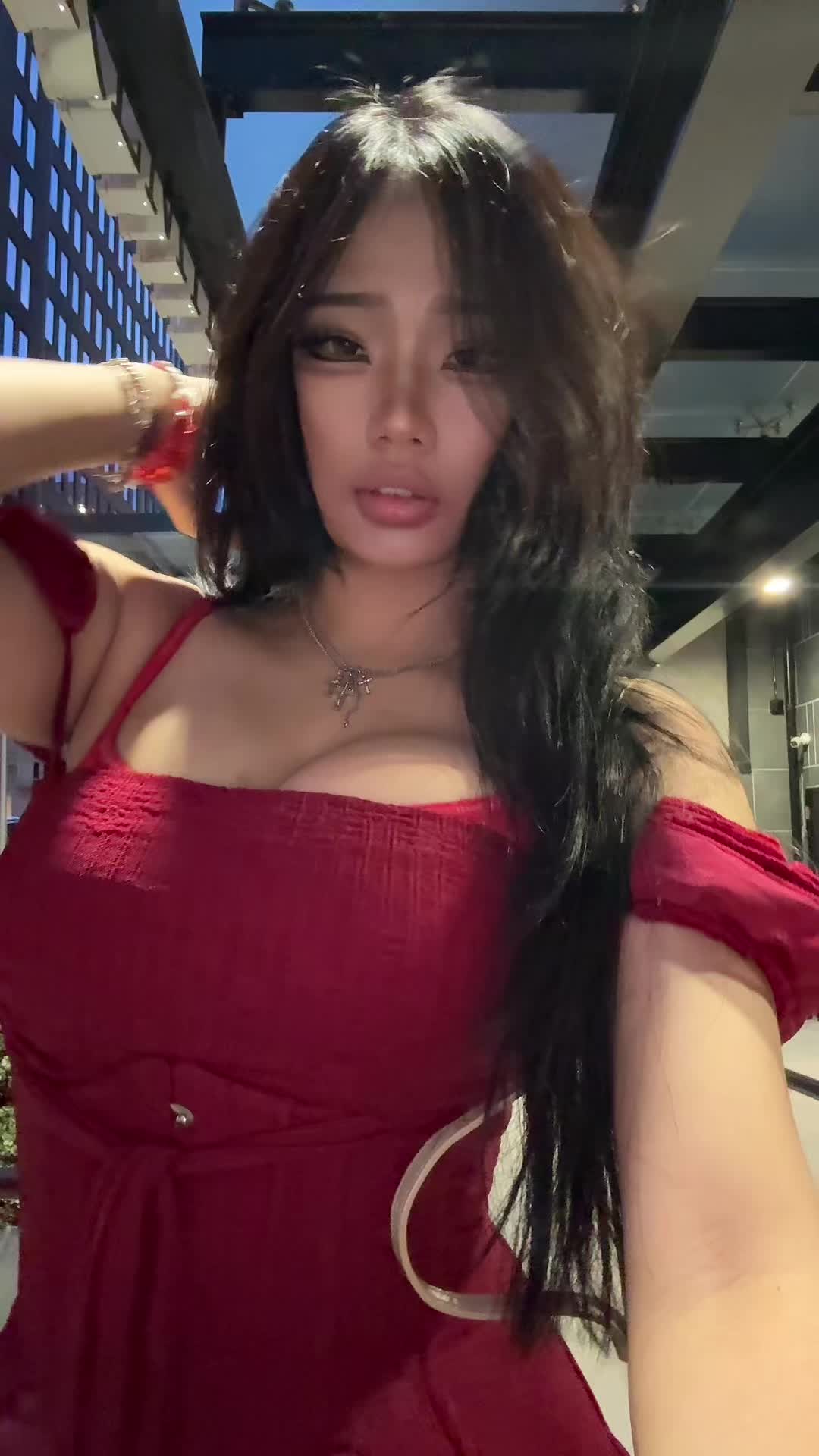 @Annie Zheng