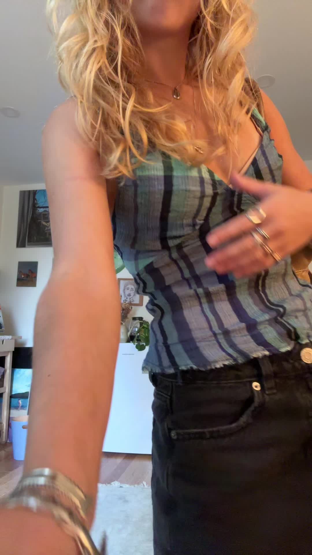 @catriona