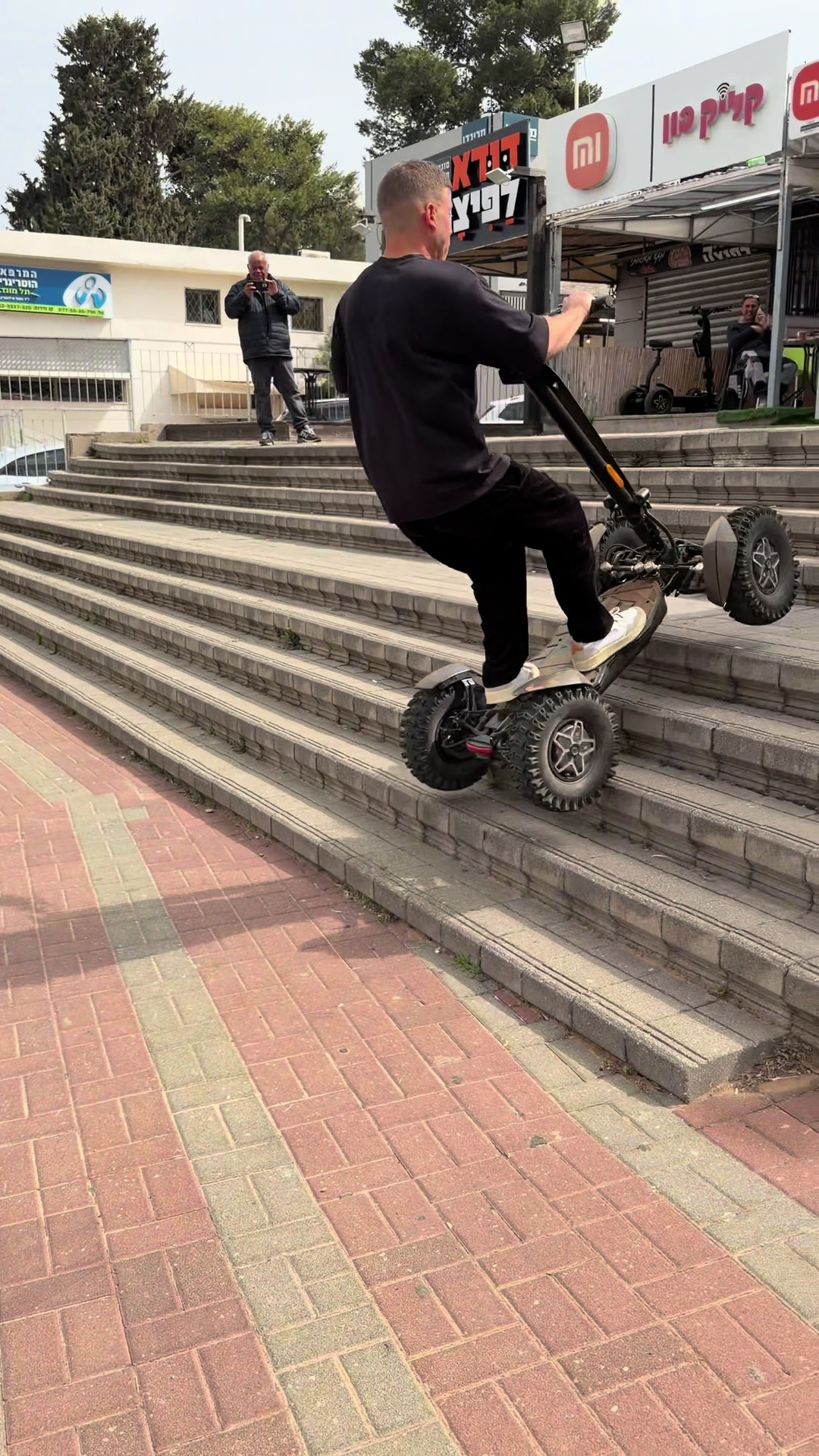 @Aviv Gerafi