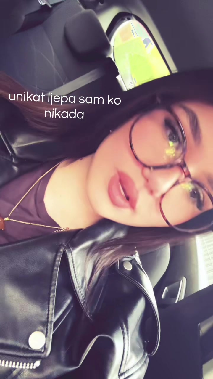 @𝐸🐆