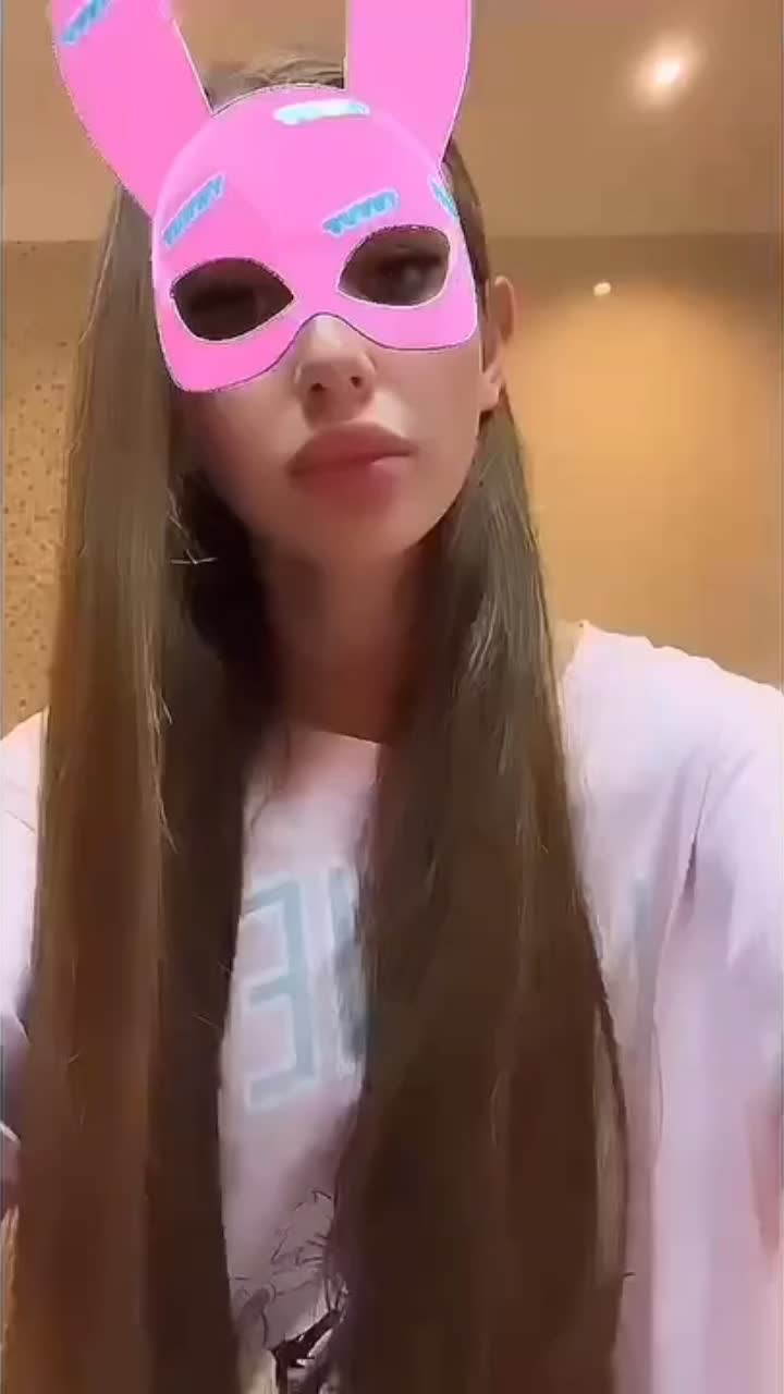 @𝖒 ☆