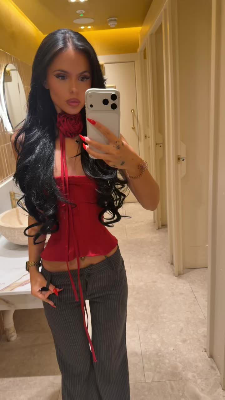 @megancarolinaaa