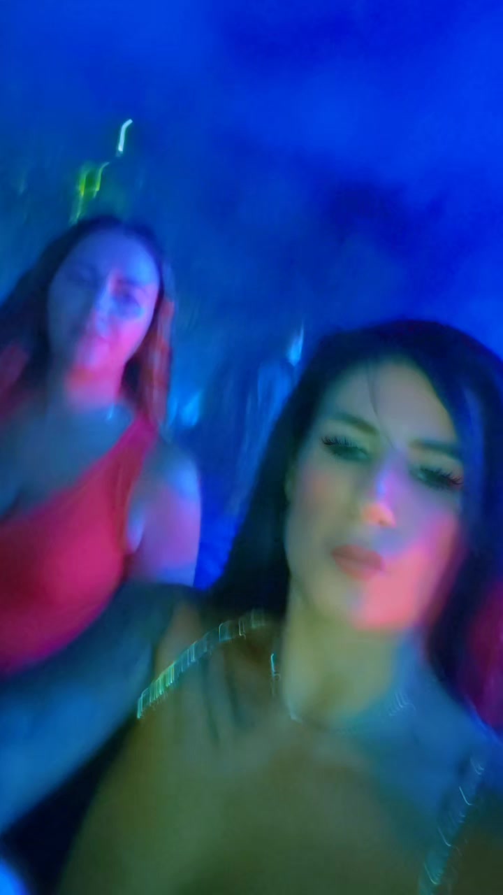 @laura8585