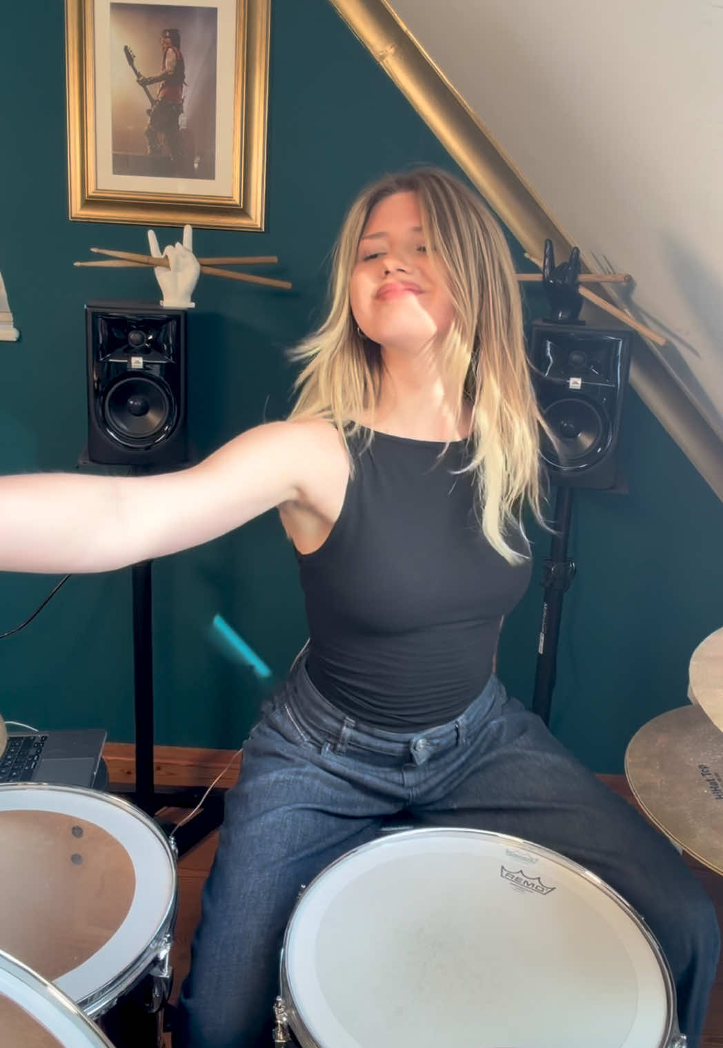@HELI🥁