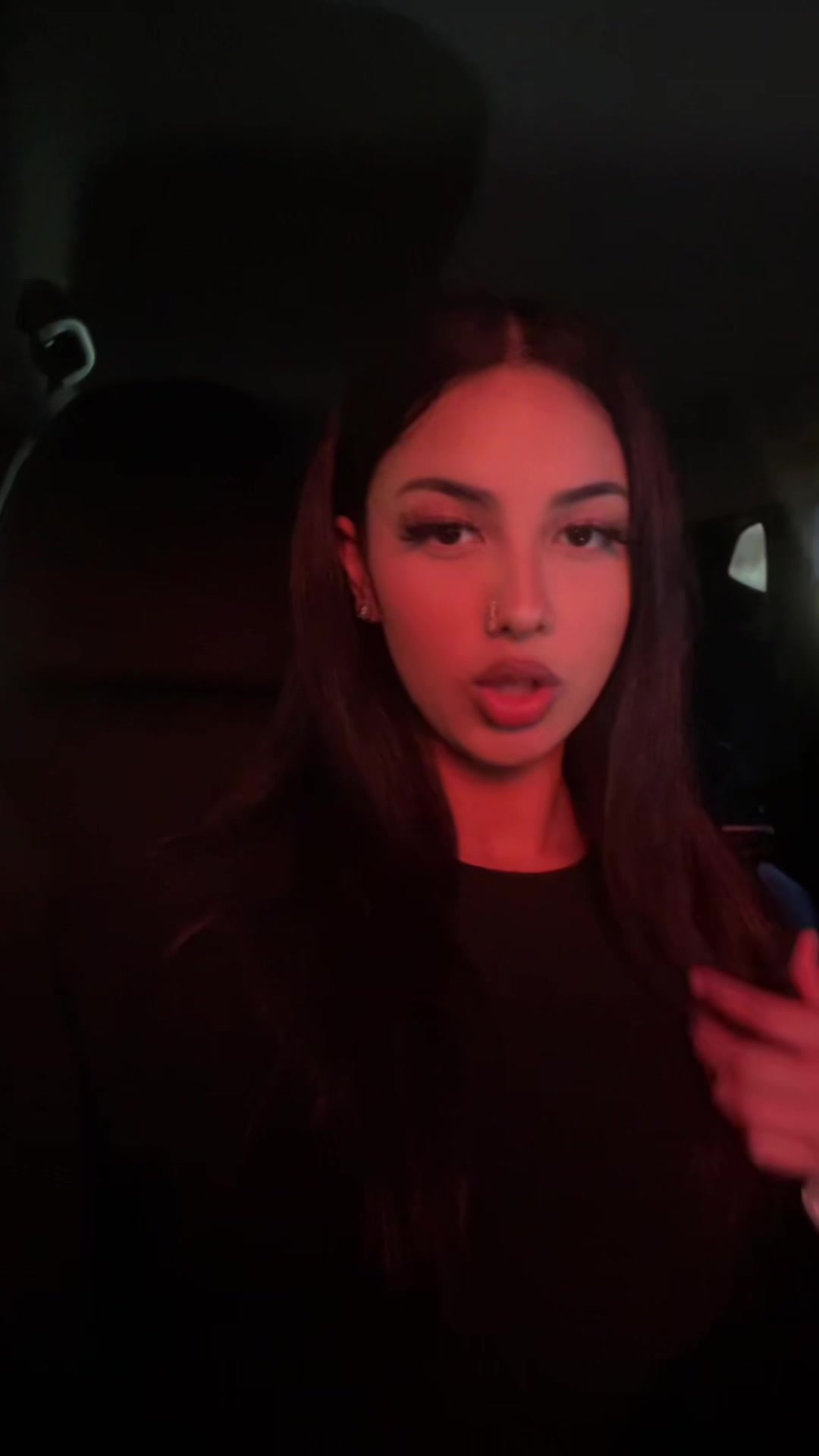 @️