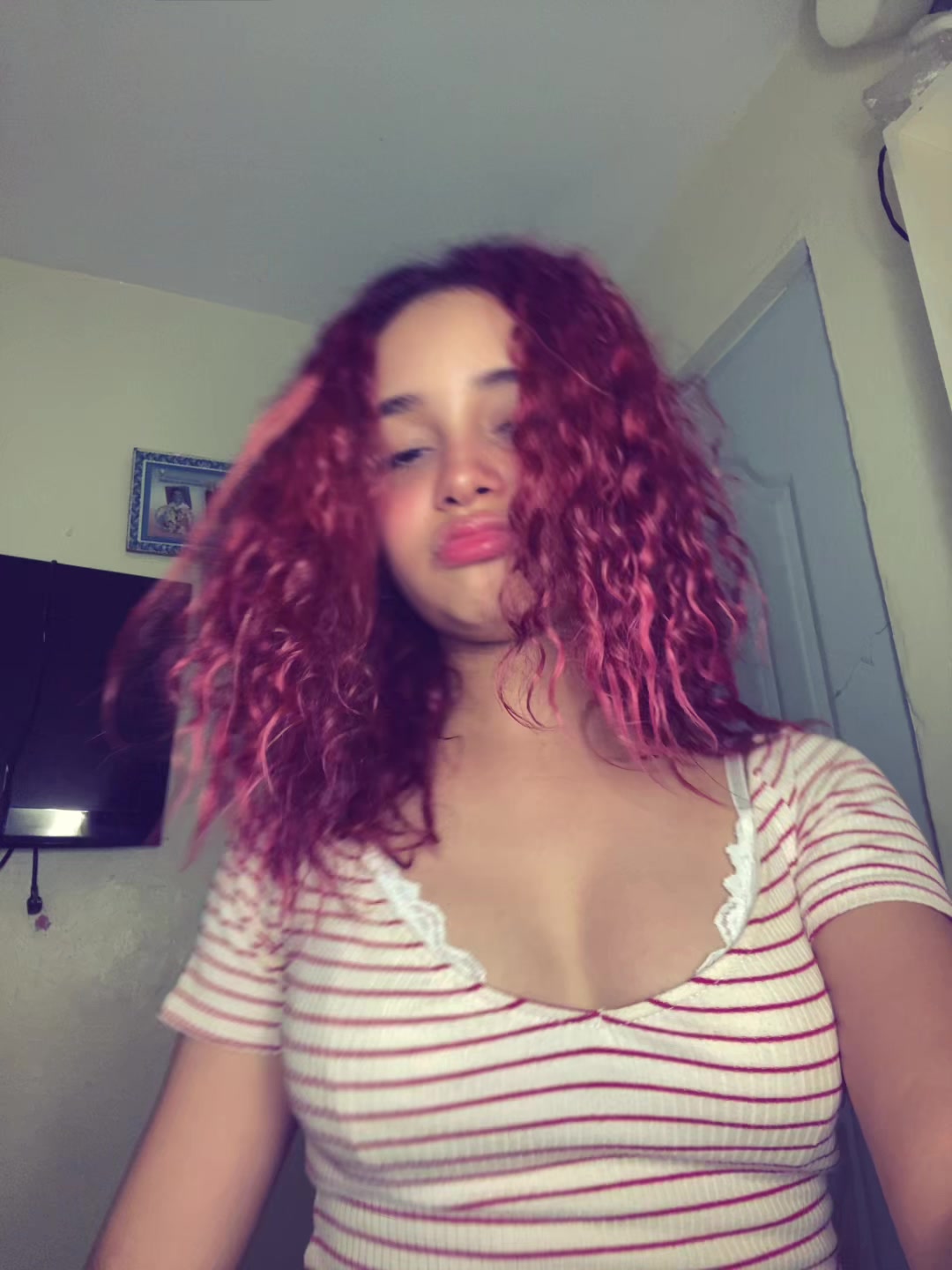@angela_nin