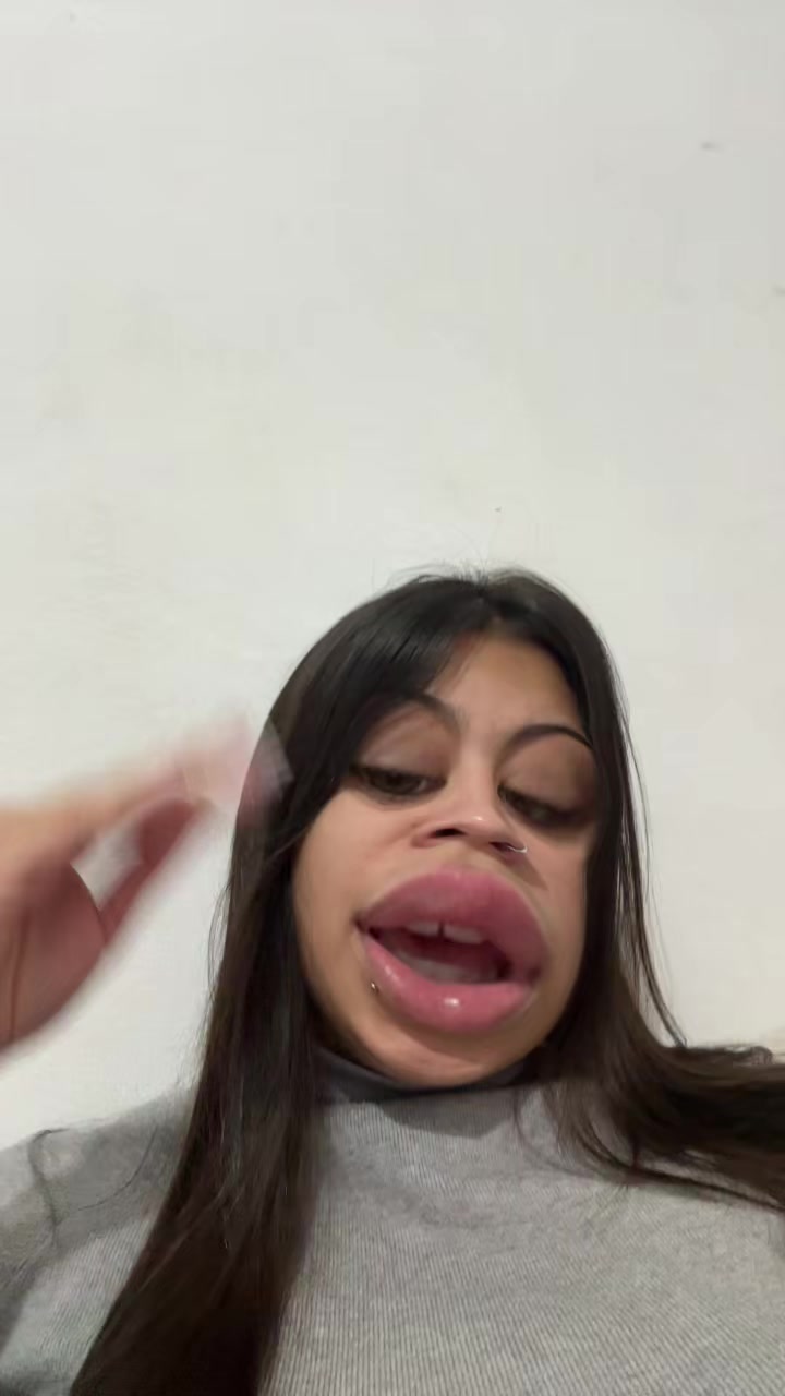 @Isa
