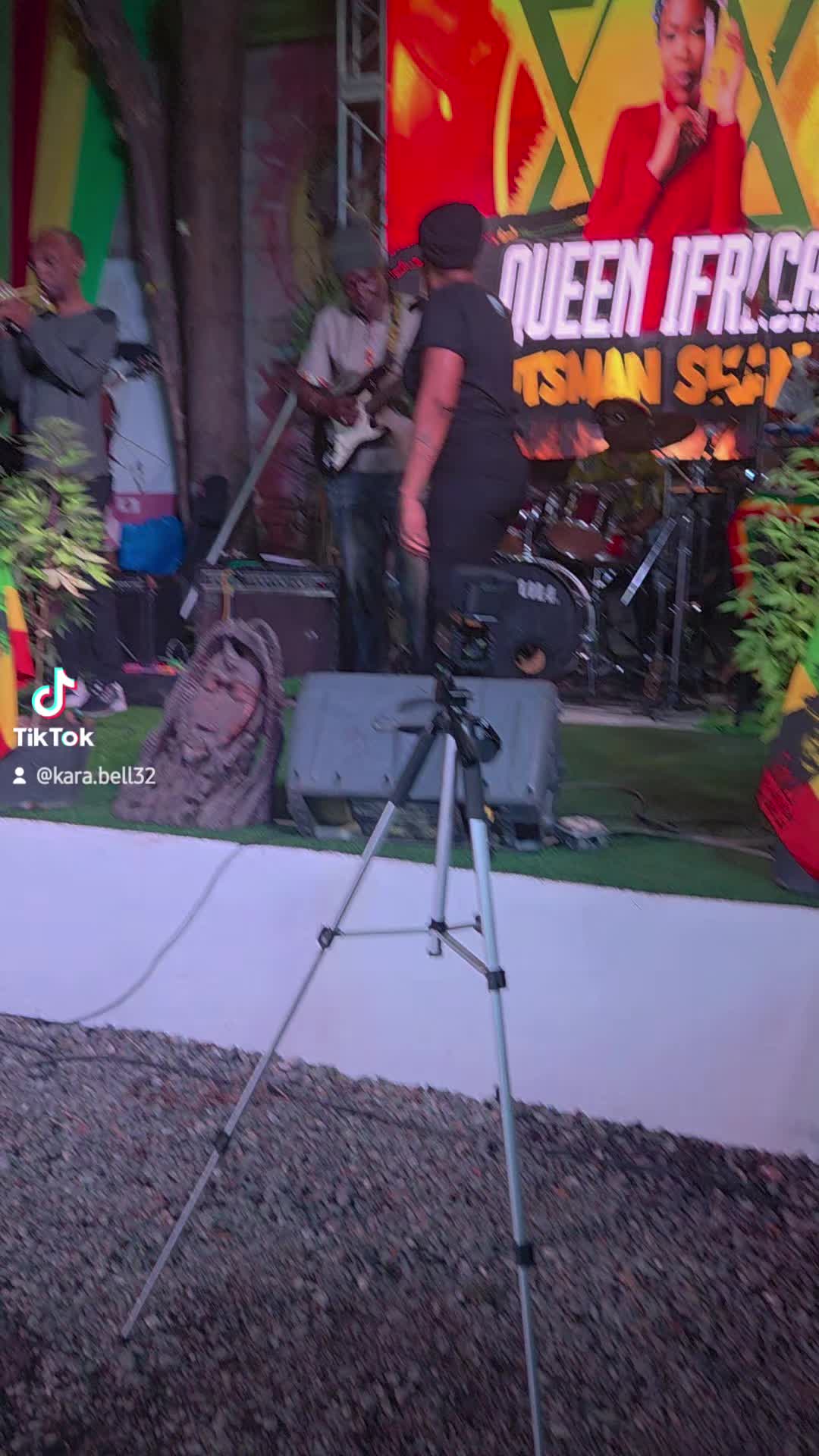 @IslandinsightsJA