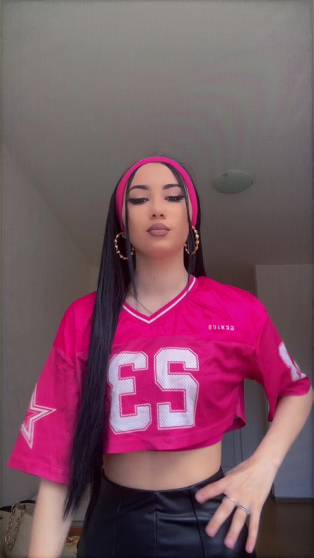 @𝑀𝒶𝓃𝓊𝑒𝓁𝒶