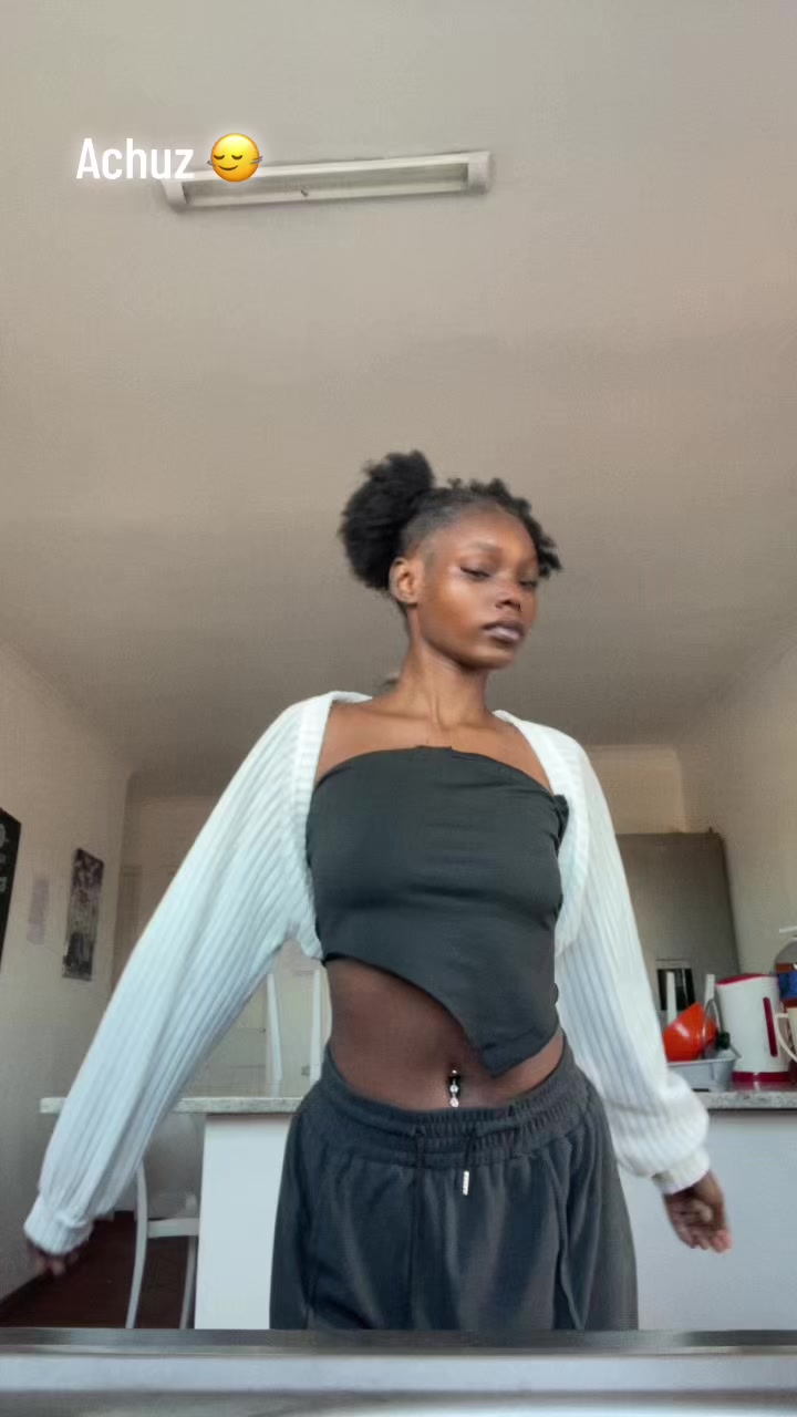 @Melanin Jay ᥫ᭡