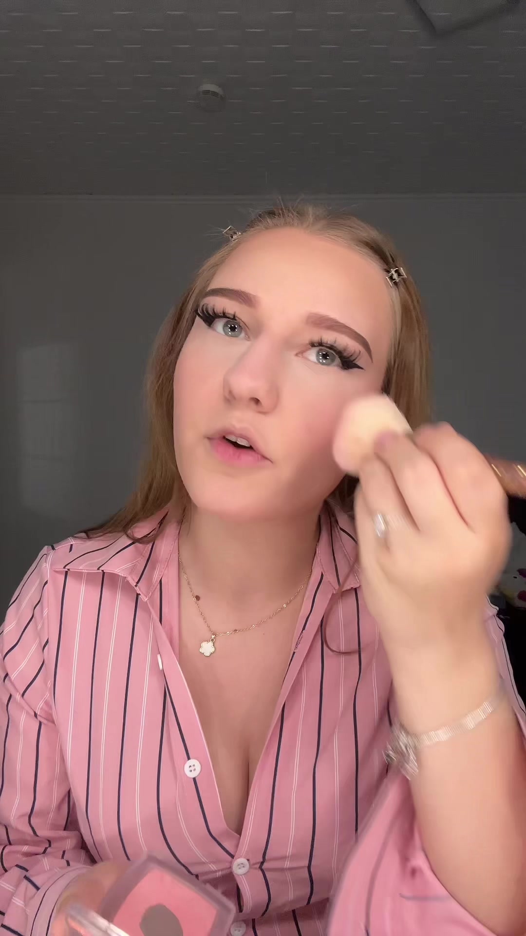 @𝐂𝐥𝐚𝐮𝐝𝐢𝐚