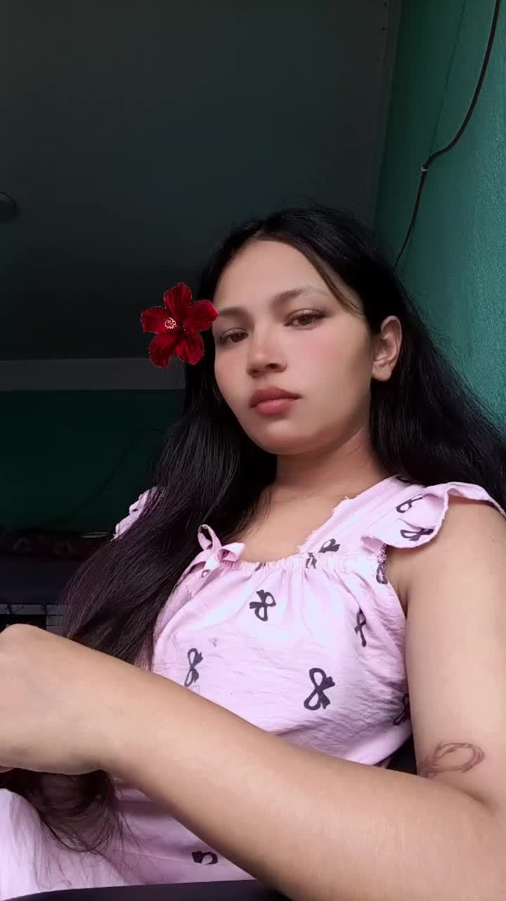@𝓡𝓸𝔃𝔂🥰