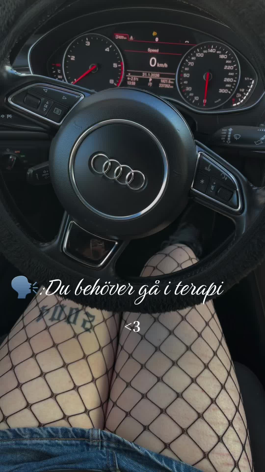 @Sug och svälj trevlig helg💅