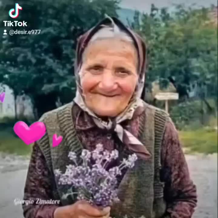@MarinaElleP😅