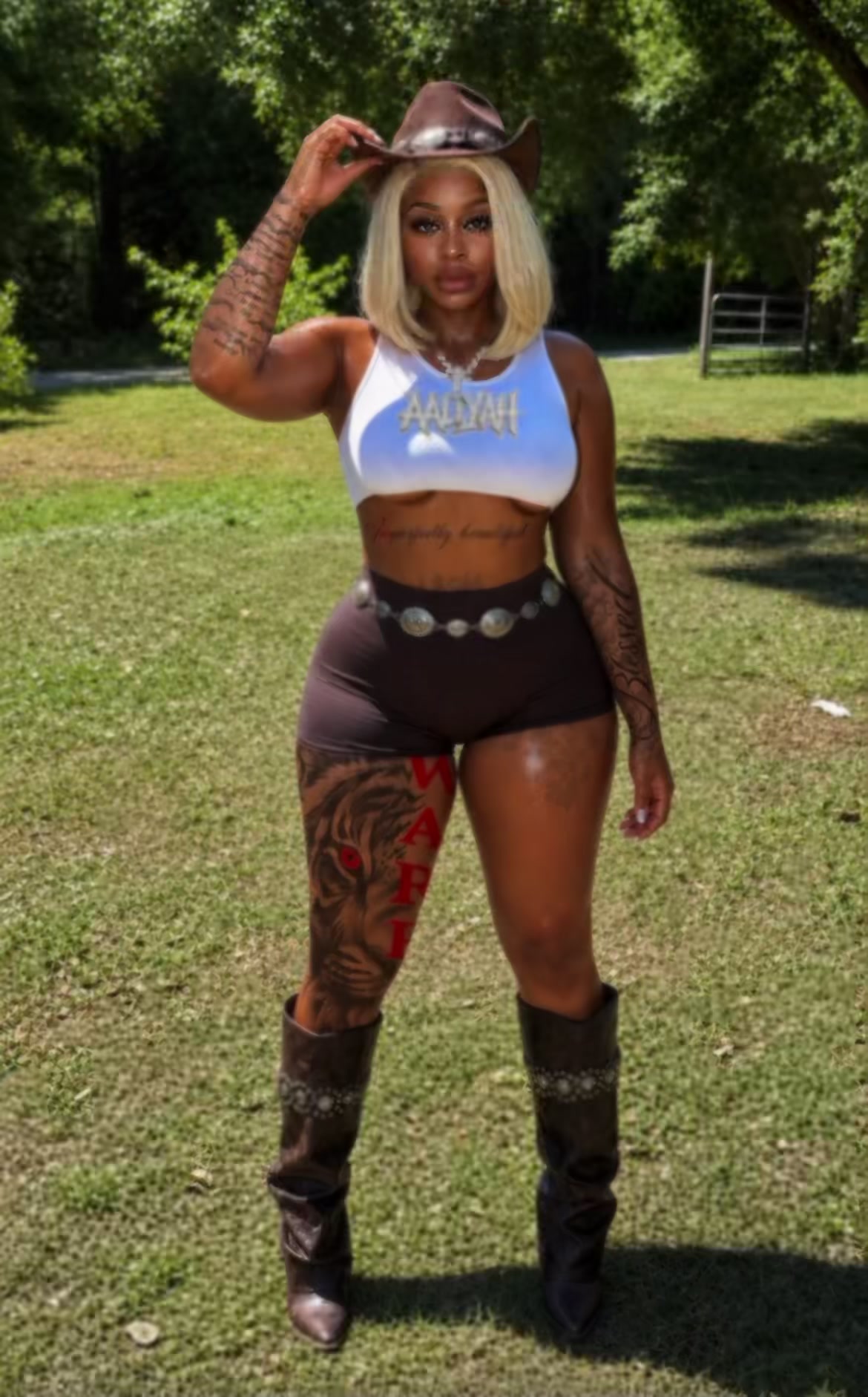 @AaliyahCollection