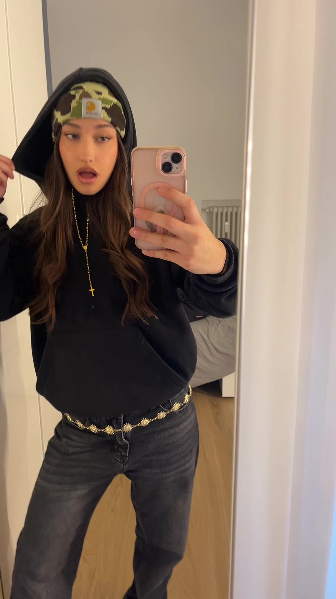 @🦈