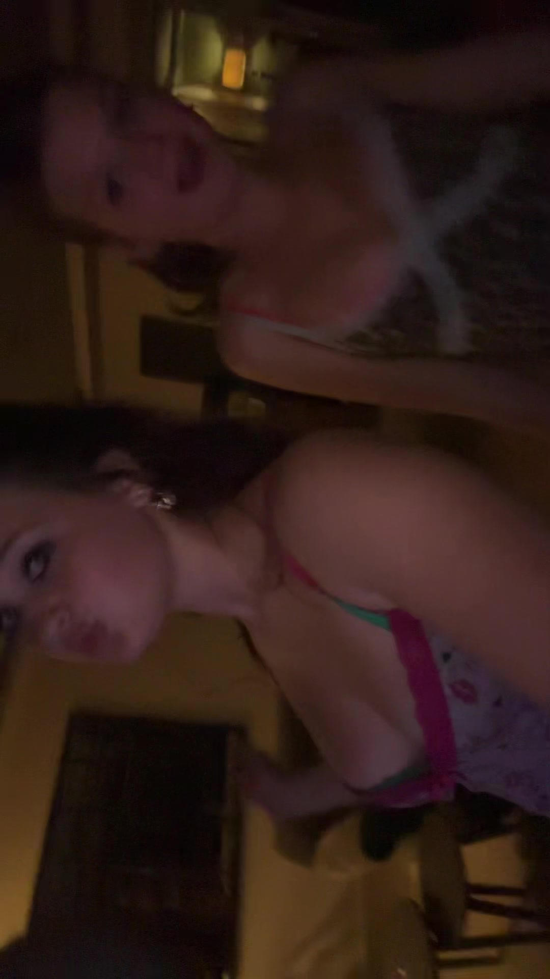 @EdenD33zNut5