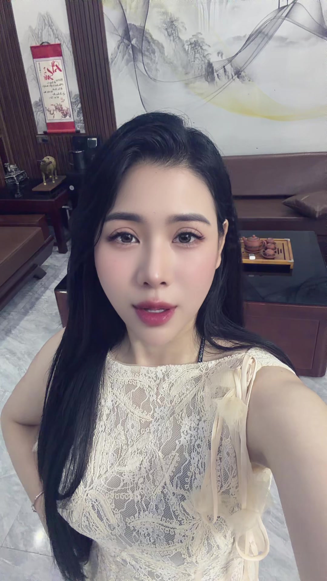 @ℍ𝕦𝕪𝕖̂̀𝕟 𝕋𝕣𝕒𝕟𝕘 😊