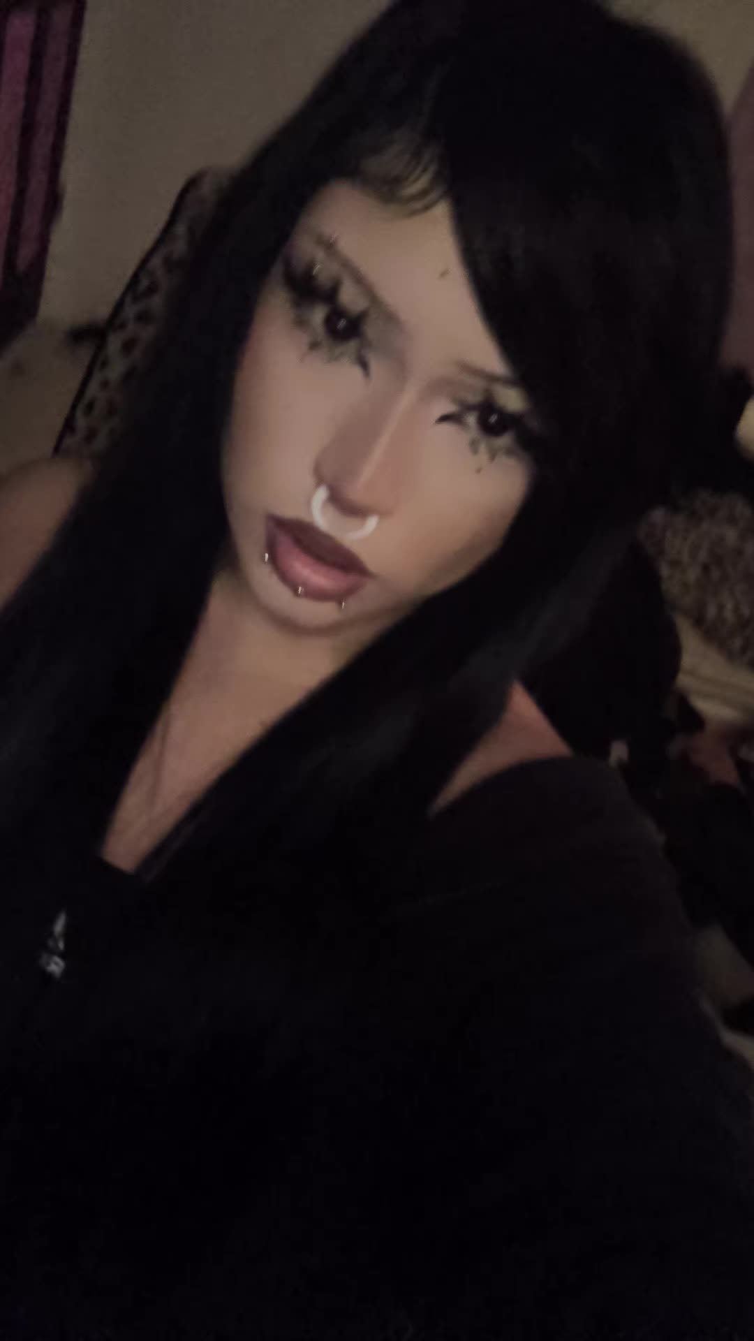 @𝔇𝔢𝔰