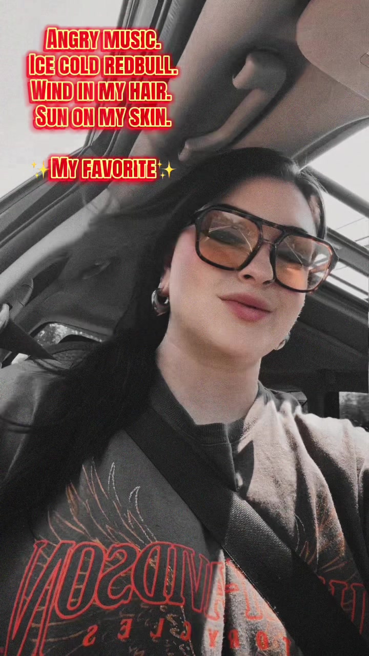 @Gothicccccc