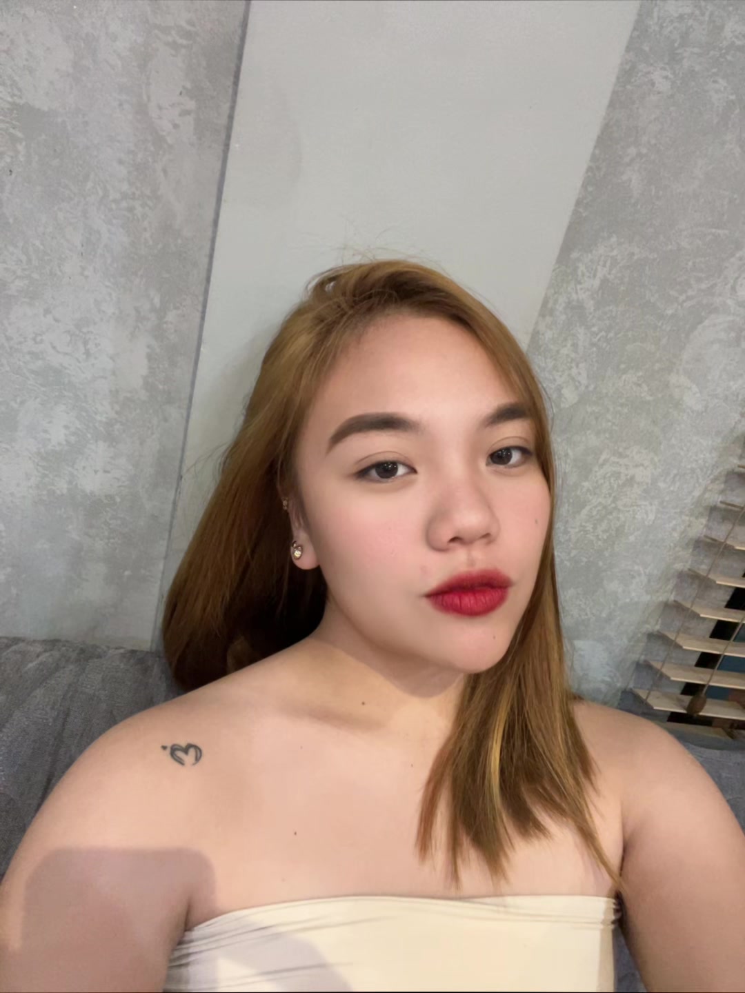 @_whotfiselcy