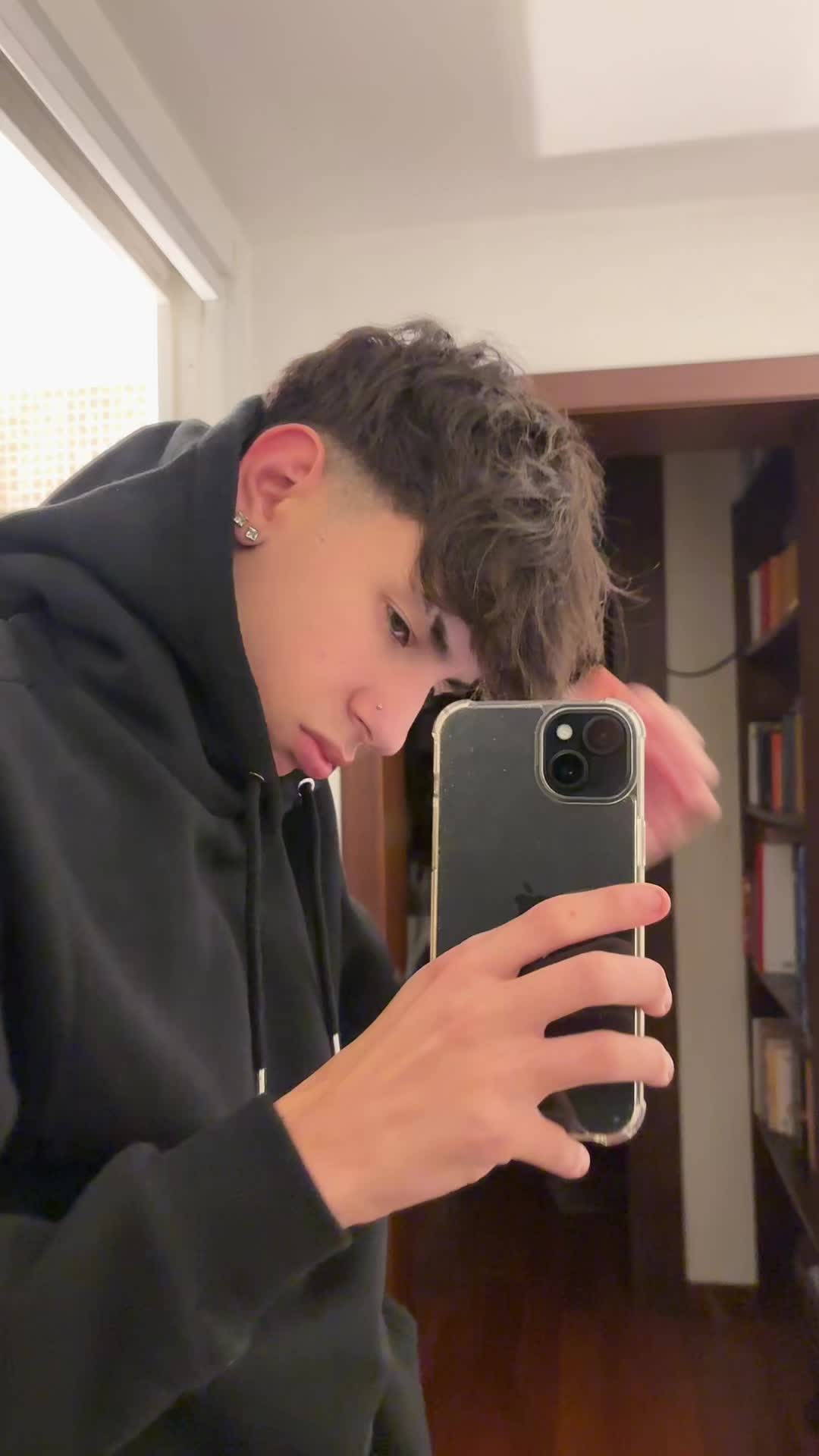 @🌪️
