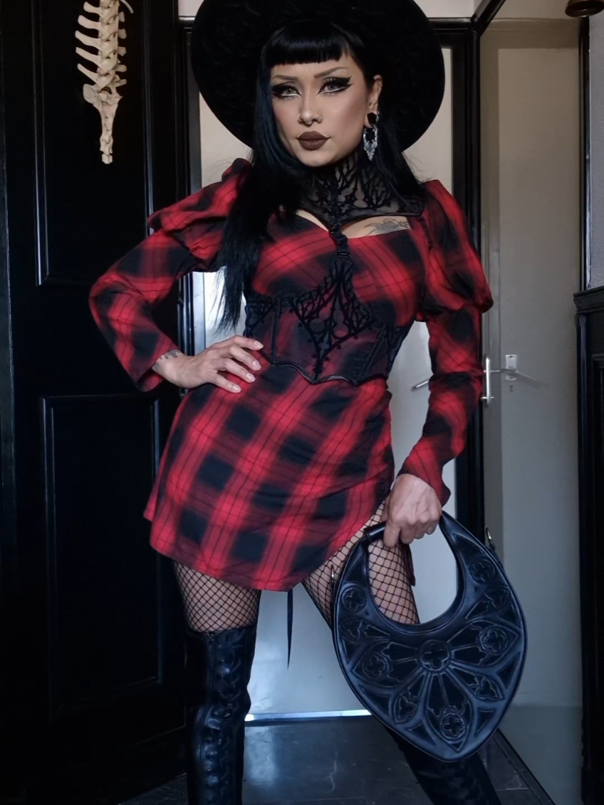 @𝕬𝖓𝖆 𝕽𝖔𝖘𝖆 🥀