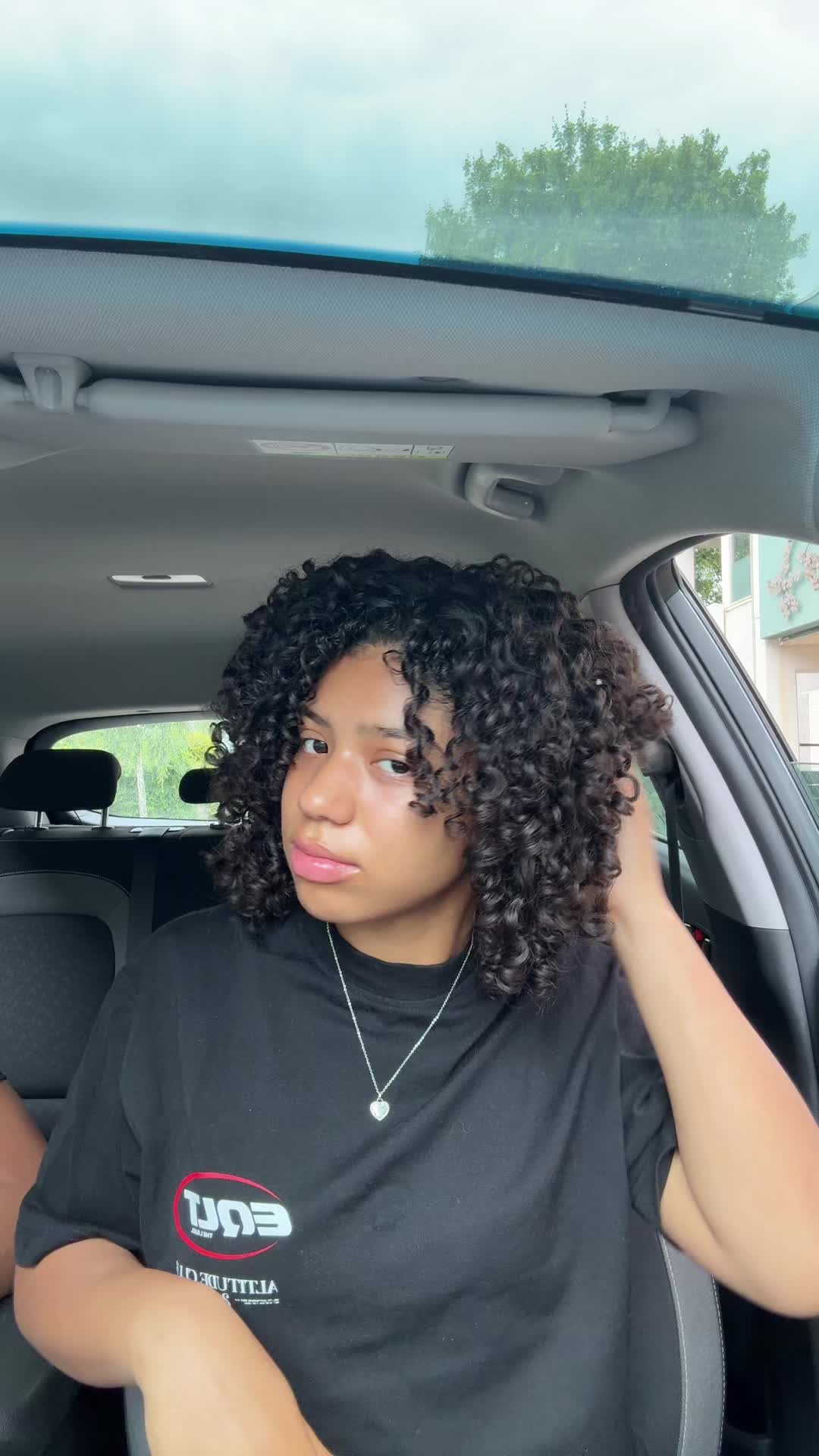 @Sherdee💕
