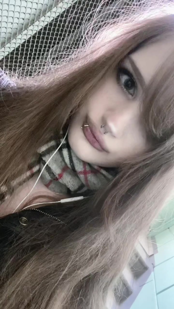 @gothgirlslut