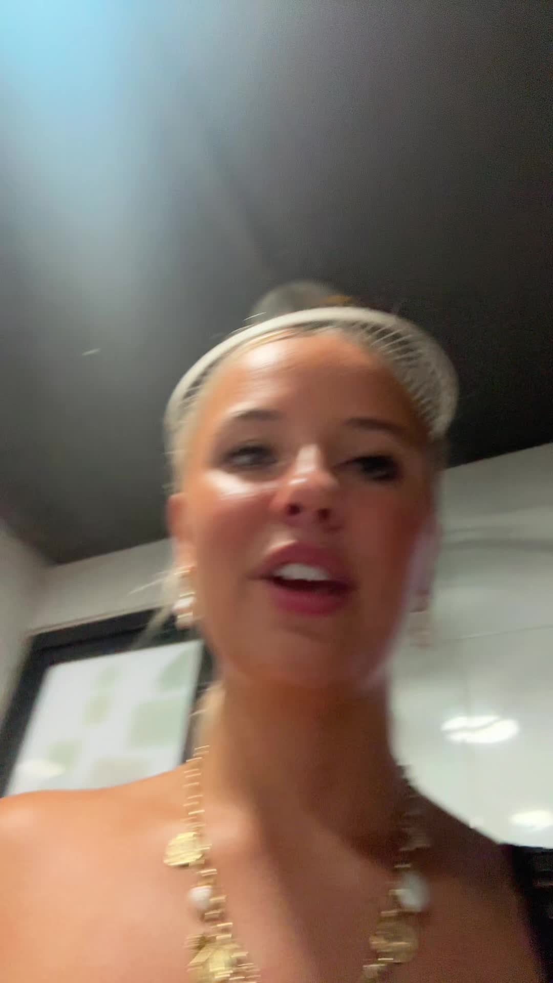 @Poppy ๐