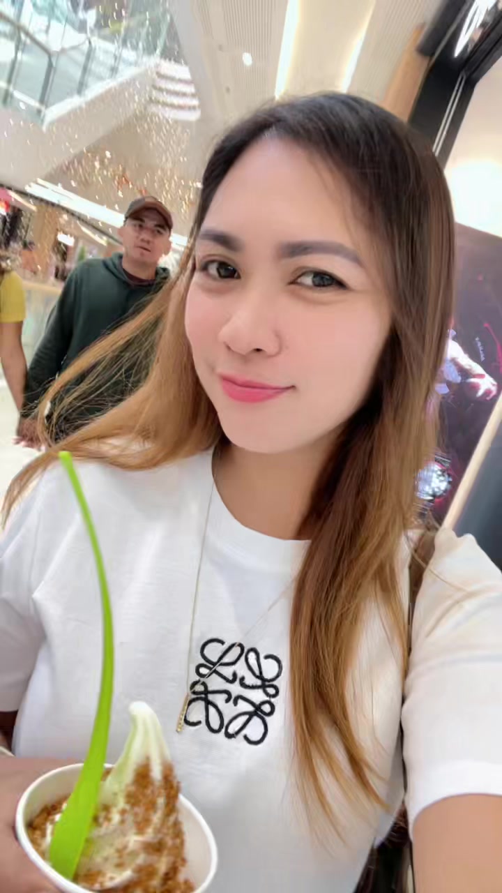 @𝑨𝒏𝒅𝒚💎🌻🦋👩🏼&zwj;🏫