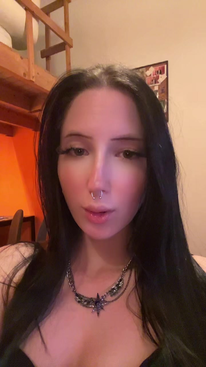 @annaskrrt.spam🕷️
