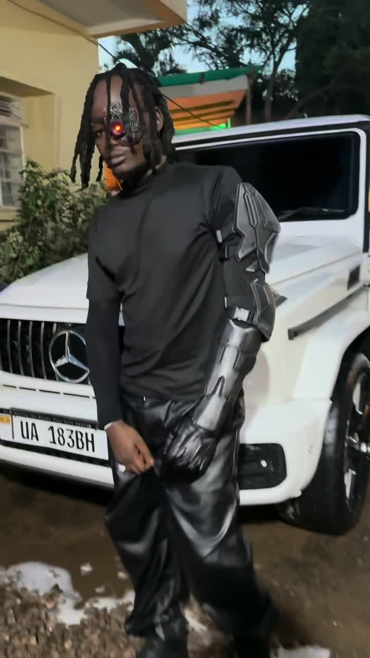 @FlossDaArtist🇺🇬🇬🇧