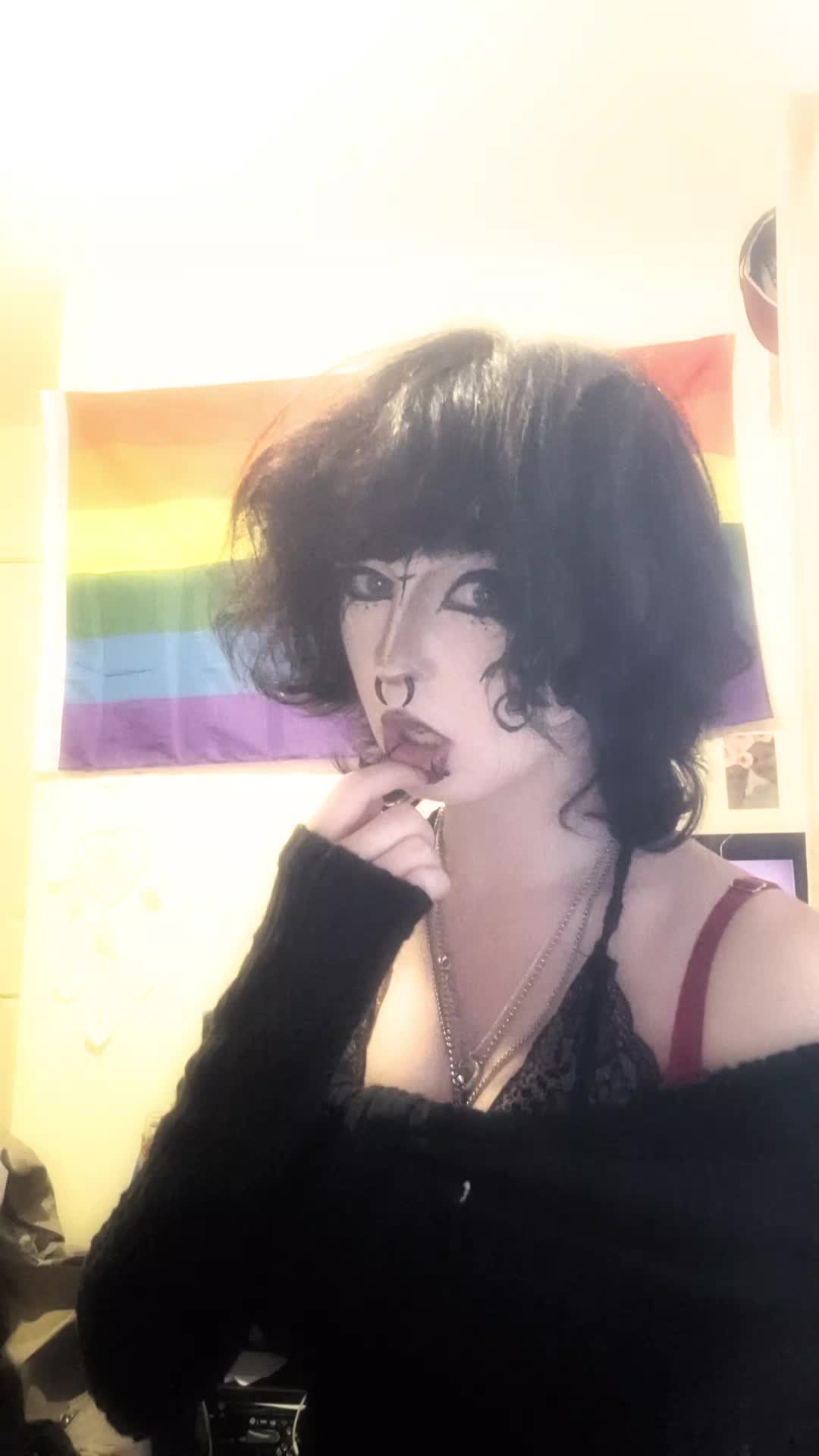 @Nevaeh..🥀