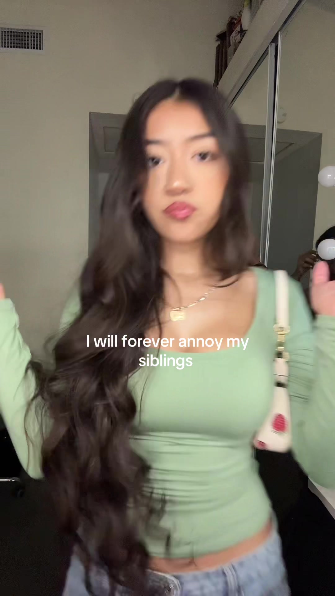 @Lupita
