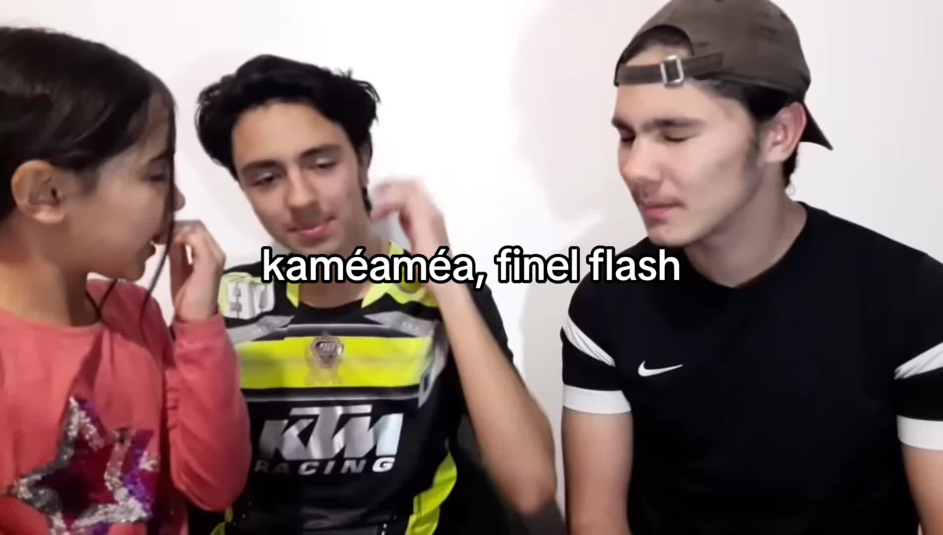 @N U E V E