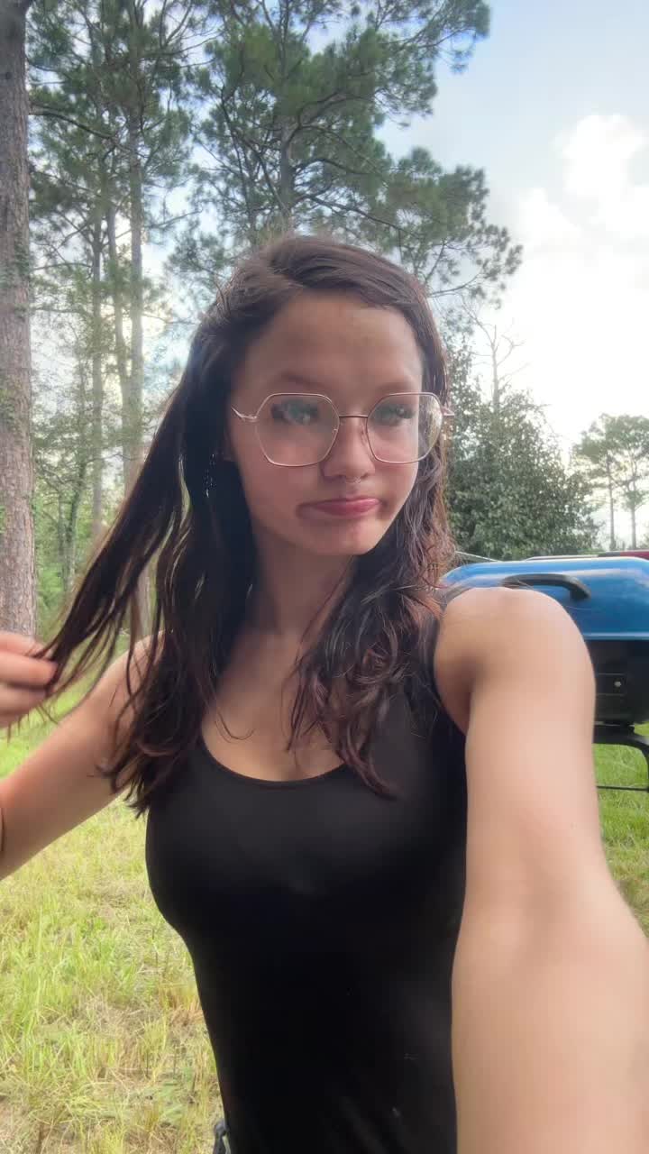 @junebuggg😻