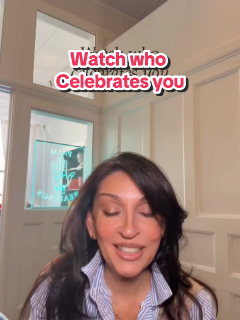 @Lauren Evans | Psychic