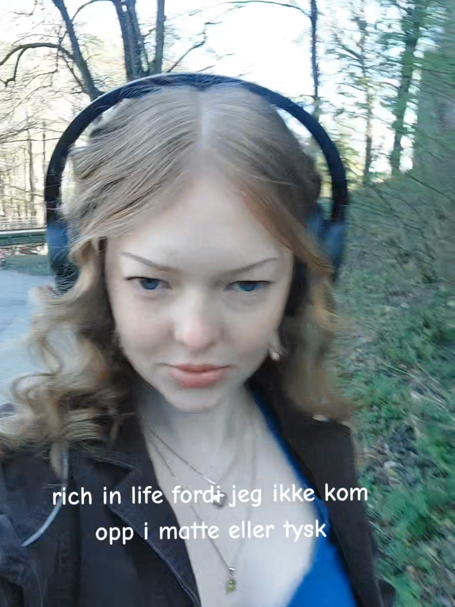 @VÅRIN MACK-BORANDER