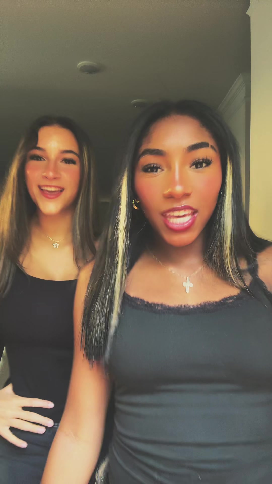 @👸🏾